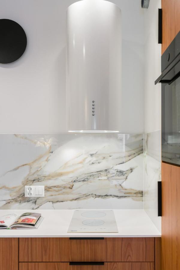Wilczak Apartment With Free Garage Poznan By Noclegi Renters Екстериор снимка